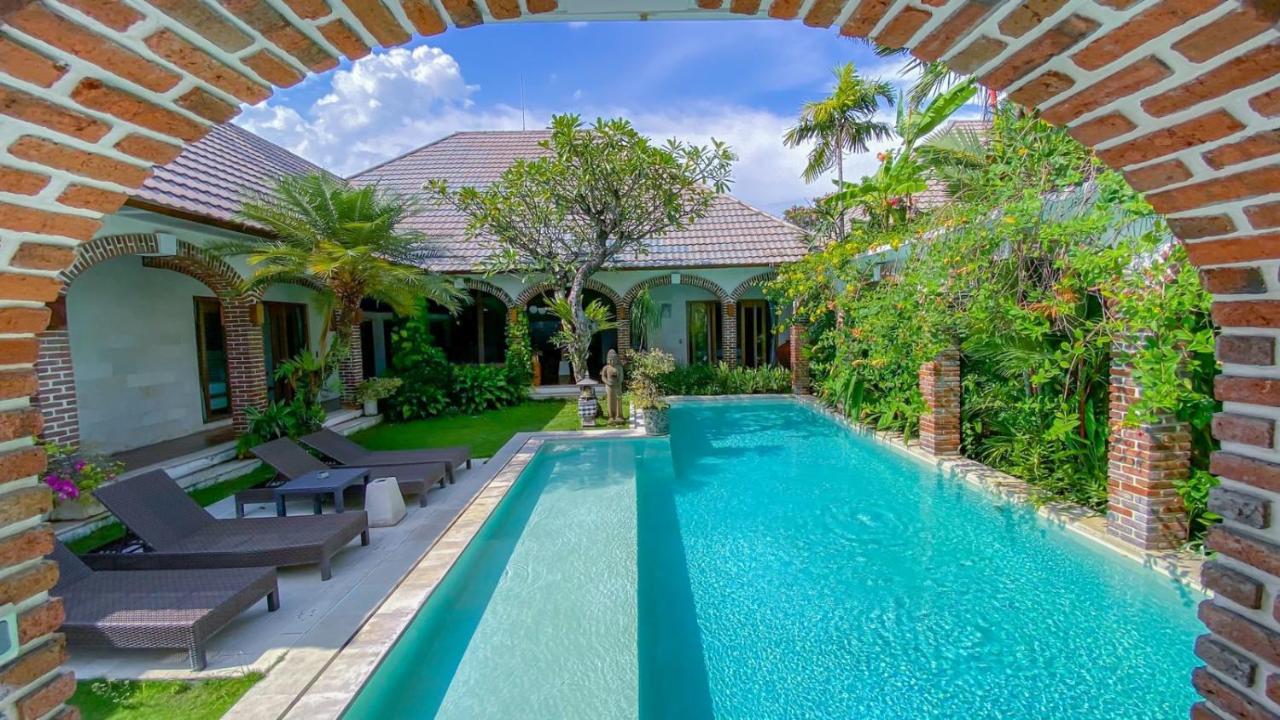 Bali Dyana Villas Seminyak Exterior foto