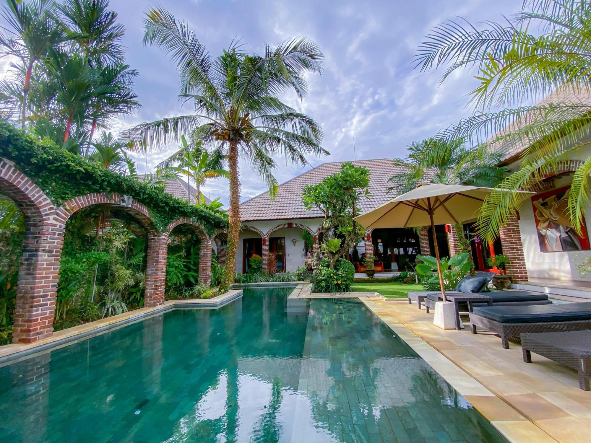 Bali Dyana Villas Seminyak Exterior foto